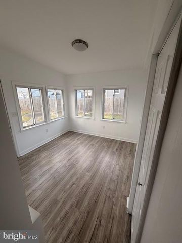 8323 BEAR CREEK DR, Baltimore, MD 21222