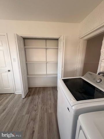 8323 BEAR CREEK DR, Baltimore, MD 21222