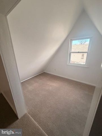 8323 BEAR CREEK DR, Baltimore, MD 21222