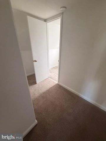 8323 BEAR CREEK DR, Baltimore, MD 21222