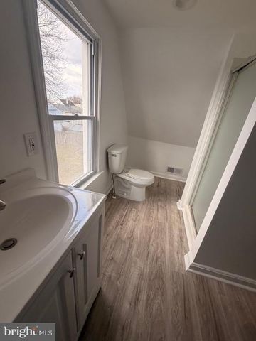 8323 BEAR CREEK DR, Baltimore, MD 21222