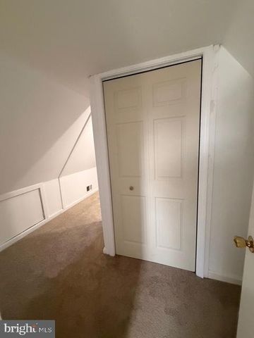 8323 BEAR CREEK DR, Baltimore, MD 21222