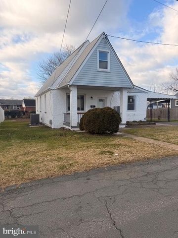 8323 BEAR CREEK DR, Baltimore, MD 21222