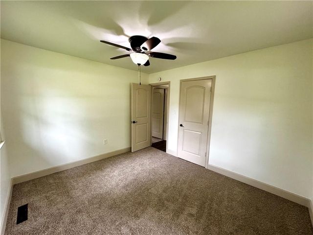 102 W 1st Street, Garden City, MO 64747