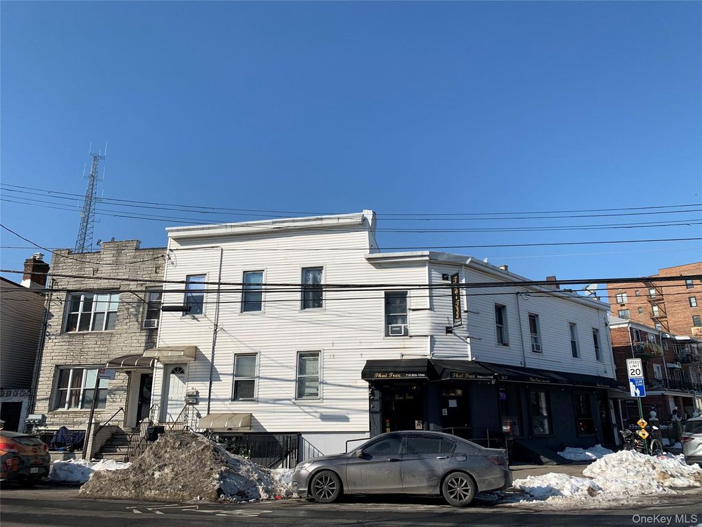 3617 Greenpoint Avenue, Long Island City, NY 11101