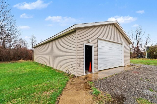 1845 Crystal Lane, Allegan, MI 49010
