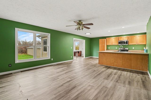 1845 Crystal Lane, Allegan, MI 49010