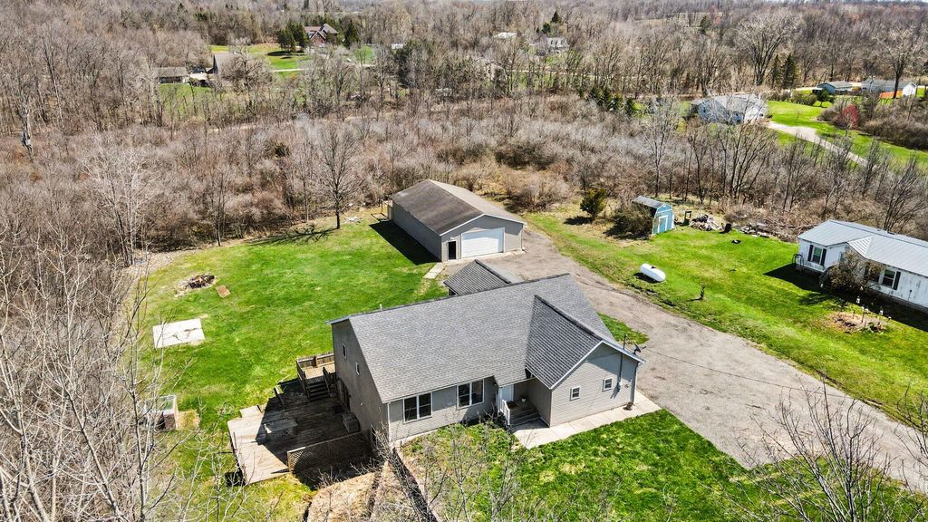 1845 Crystal Lane, Allegan, MI 49010
