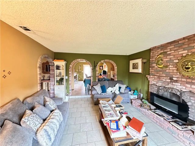 16536 Filbert, Fontana, CA 92335