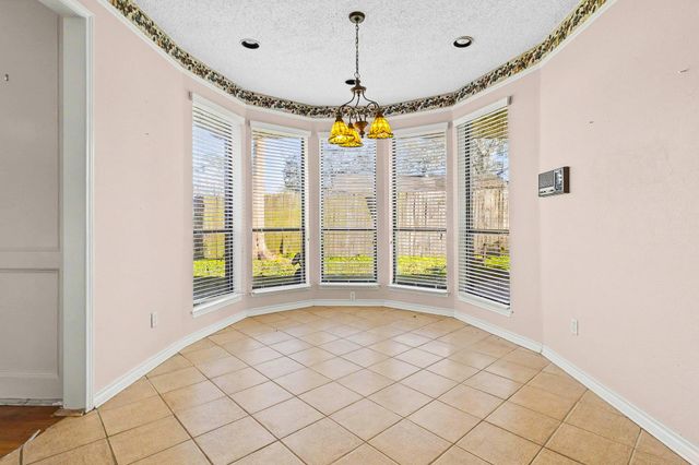 195 Lakeview Harbor, Onalaska, TX 77360