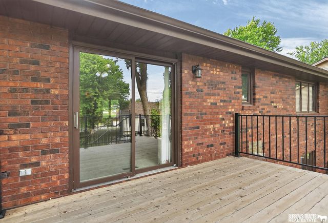 3739 S 77th Street, Lincoln, NE 68506