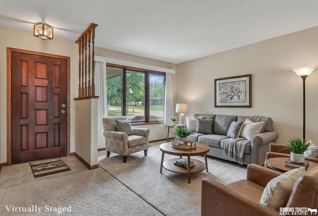 3739 S 77th Street, Lincoln, NE 68506