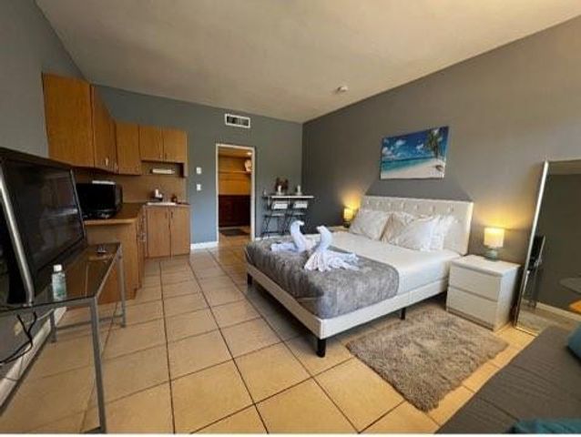 26 Diplomat Parkway, Hallandale, FL 33009