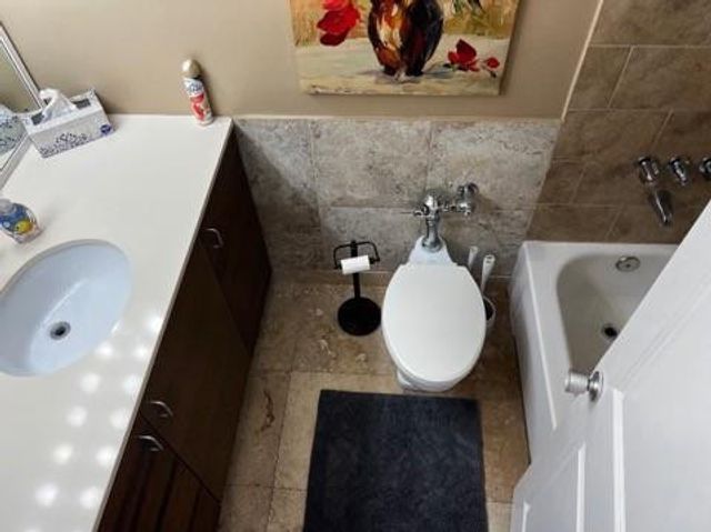 26 Diplomat Parkway, Hallandale, FL 33009