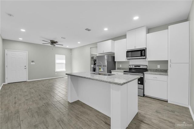 1500 W Heritage Drive 2, Pharr, TX 78577