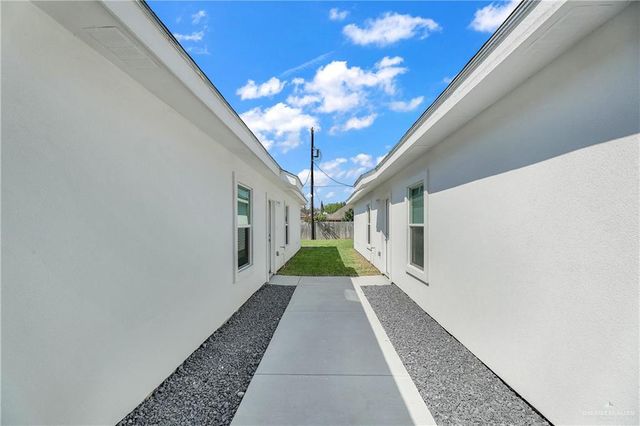 1500 W Heritage Drive 2, Pharr, TX 78577