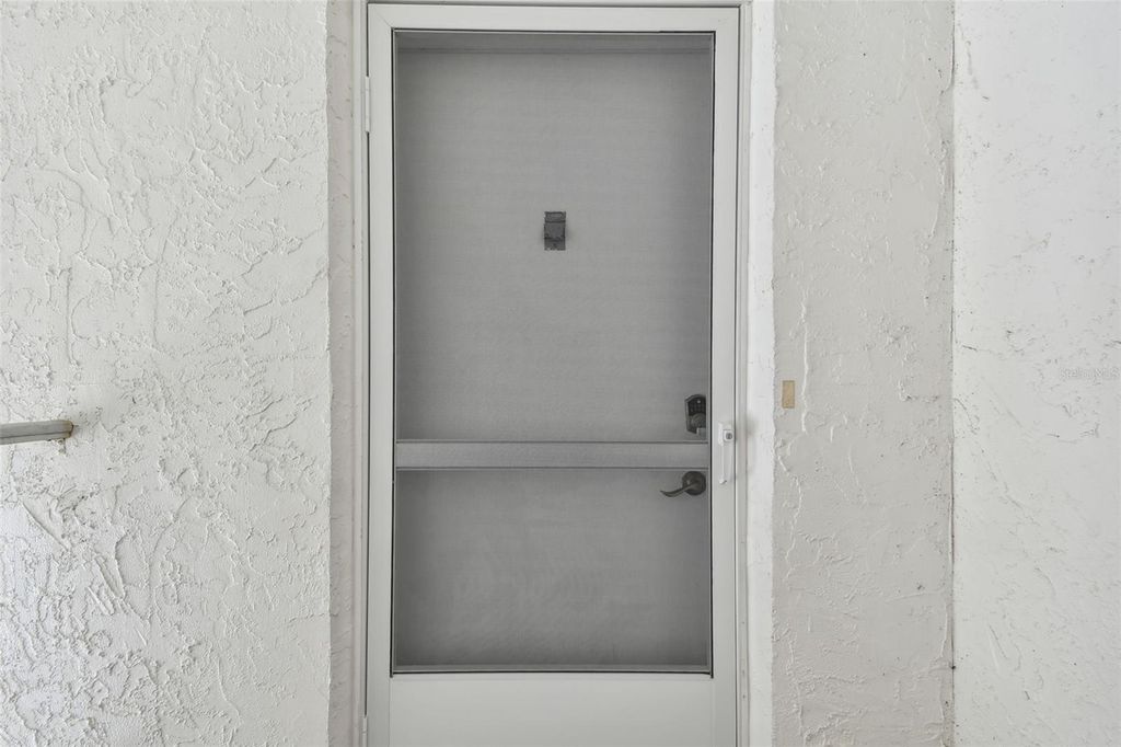 Image 13 of property listing at 345 S MCMULLEN BOOTH ROAD 142, Clearwater, FL 33759