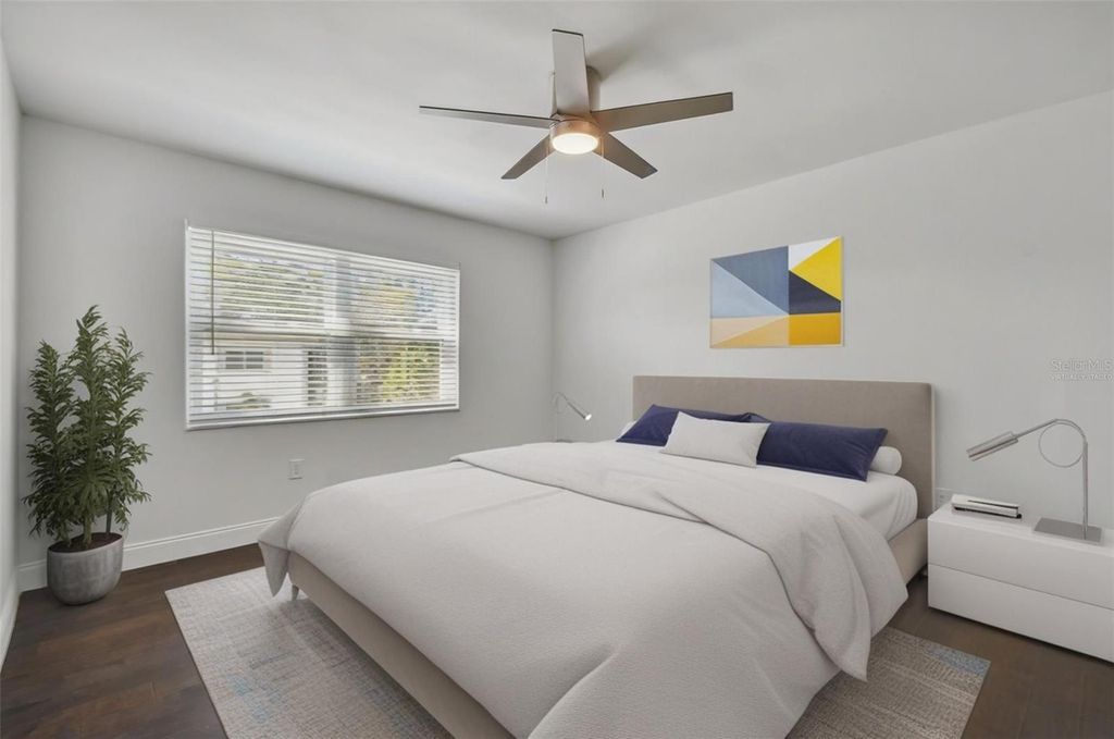 Image 6 of property listing at 345 S MCMULLEN BOOTH ROAD 142, Clearwater, FL 33759