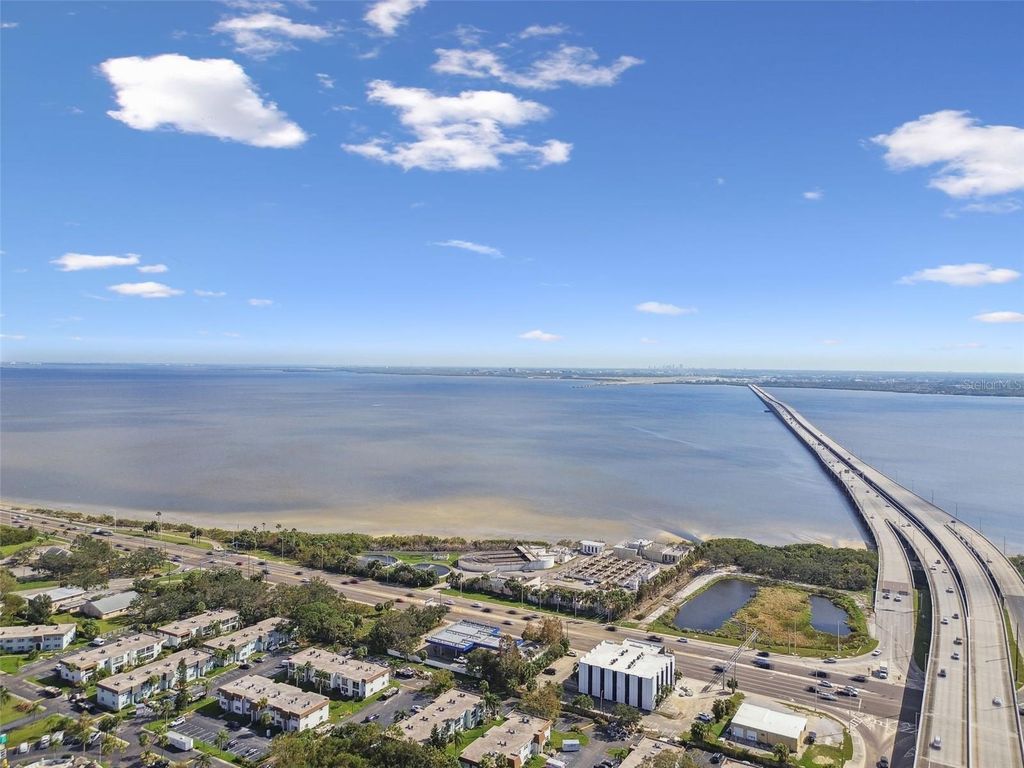 Image 52 of property listing at 345 S MCMULLEN BOOTH ROAD 142, Clearwater, FL 33759