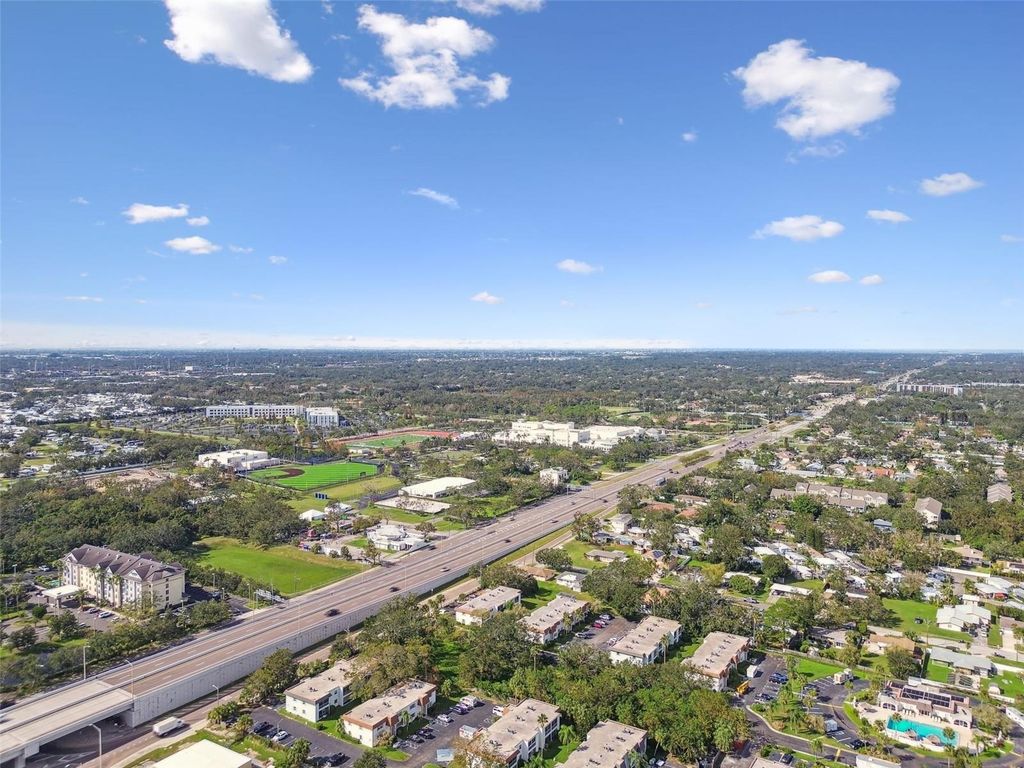 Image 54 of property listing at 345 S MCMULLEN BOOTH ROAD 142, Clearwater, FL 33759