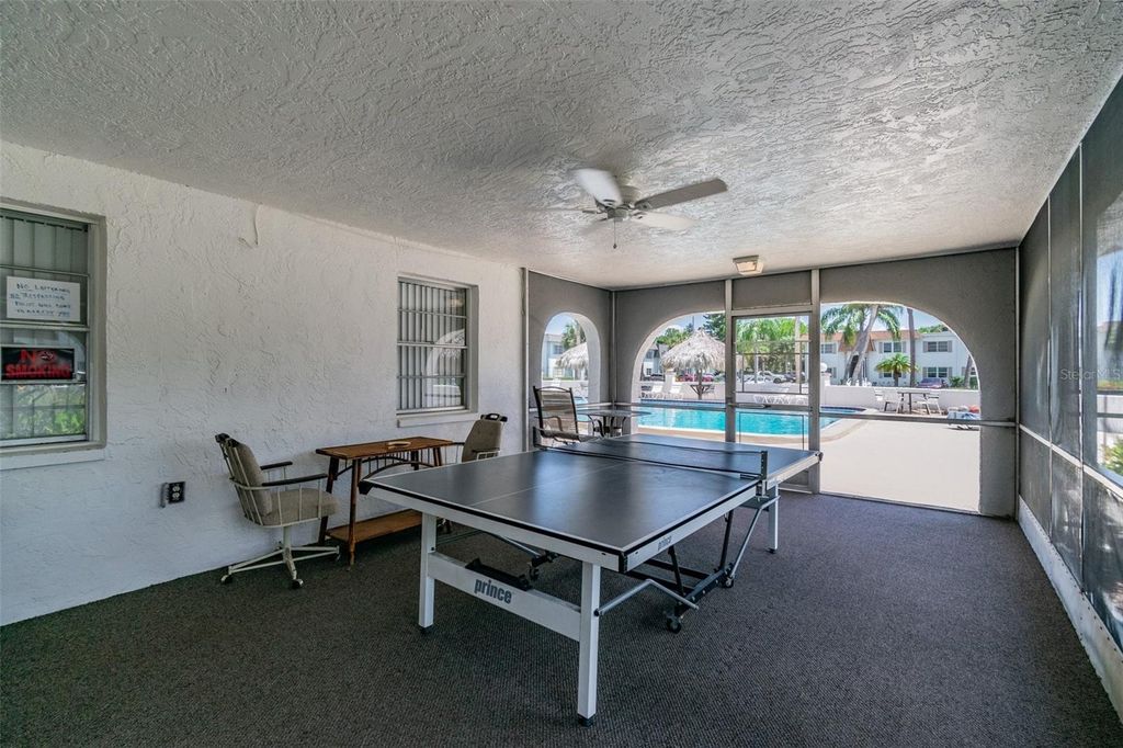 Image 65 of property listing at 345 S MCMULLEN BOOTH ROAD 142, Clearwater, FL 33759