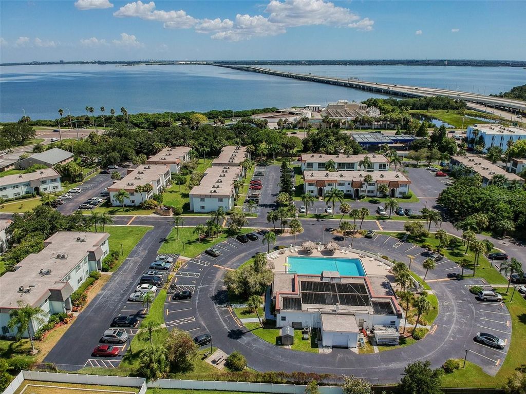 Image 79 of property listing at 345 S MCMULLEN BOOTH ROAD 142, Clearwater, FL 33759