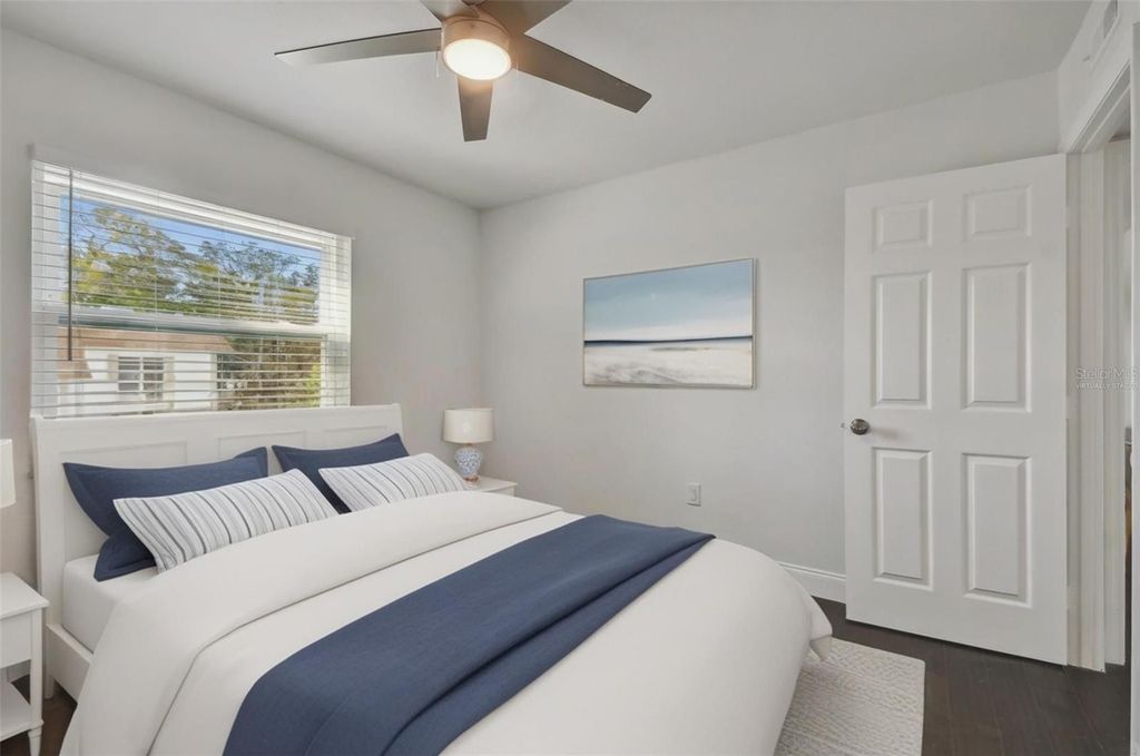 Image 9 of property listing at 345 S MCMULLEN BOOTH ROAD 142, Clearwater, FL 33759