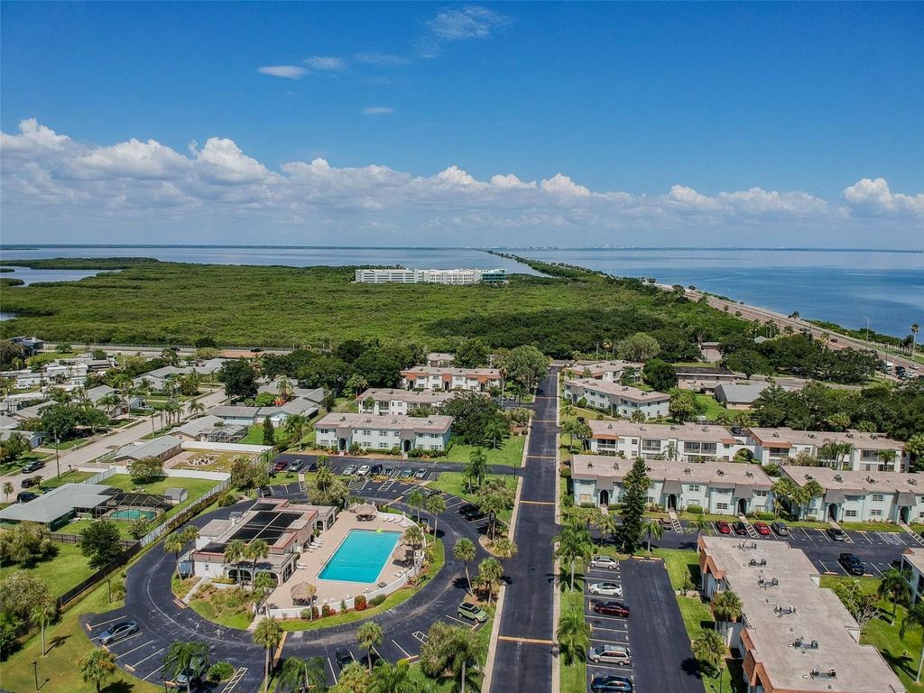 Image 86 of property listing at 345 S MCMULLEN BOOTH ROAD 142, Clearwater, FL 33759