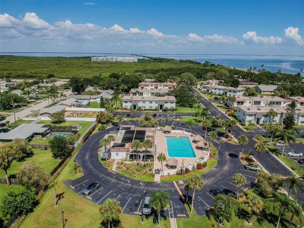 Image 88 of property listing at 345 S MCMULLEN BOOTH ROAD 142, Clearwater, FL 33759