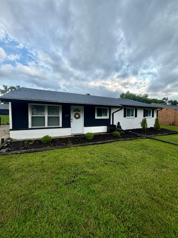 201 Fairwood Drive, Bolingbrook, IL 60440