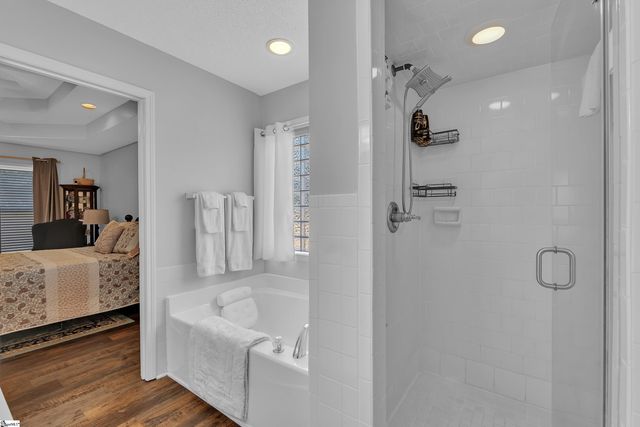 4 Brooke Lee Circle, Taylors, SC 29687