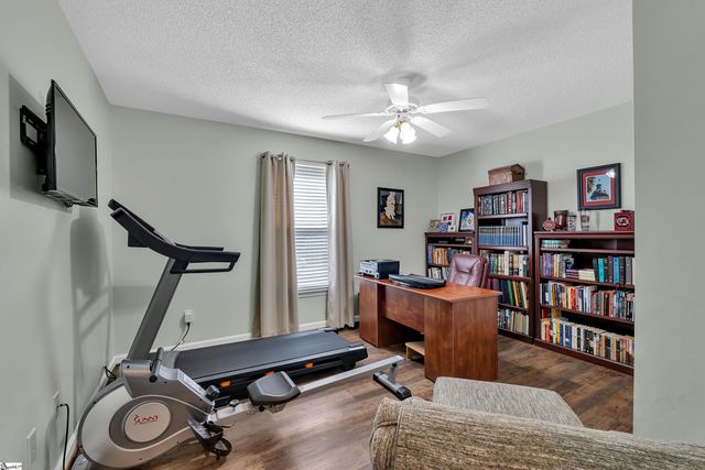 4 Brooke Lee Circle, Taylors, SC 29687