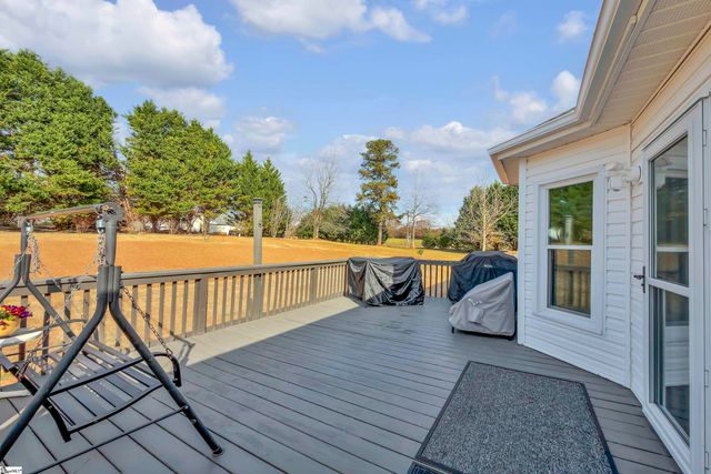 4 Brooke Lee Circle, Taylors, SC 29687