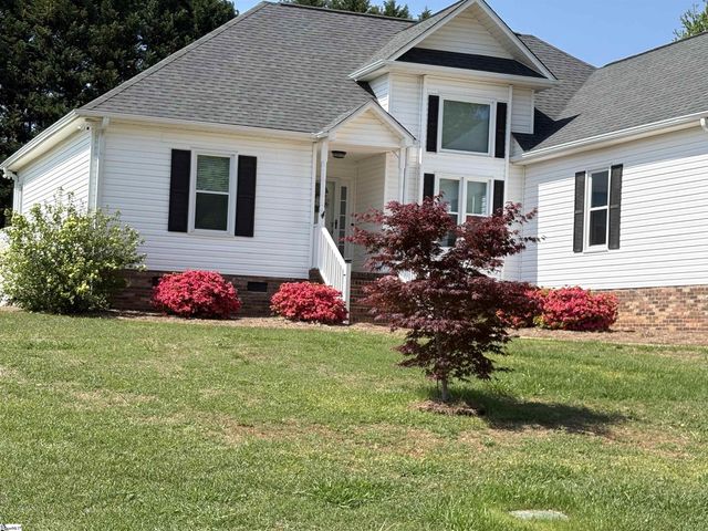 4 Brooke Lee Circle, Taylors, SC 29687