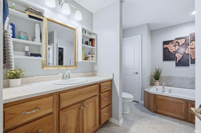 9133 Casey Place, New Haven, IN 46774