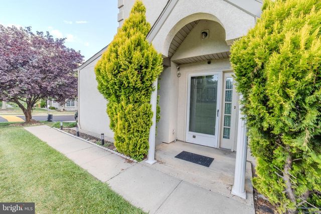 651 FAWN CIR, King Of Prussia, PA 19406