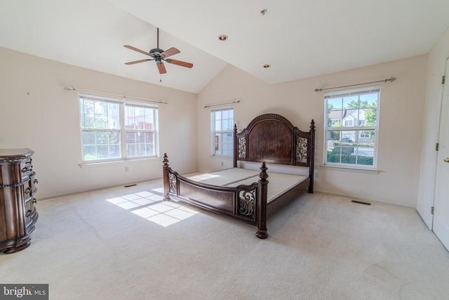 651 FAWN CIR, King Of Prussia, PA 19406