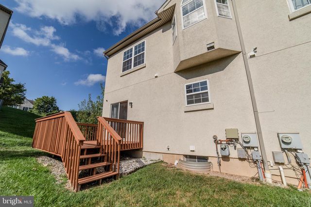 651 FAWN CIR, King Of Prussia, PA 19406