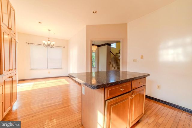 651 FAWN CIR, King Of Prussia, PA 19406