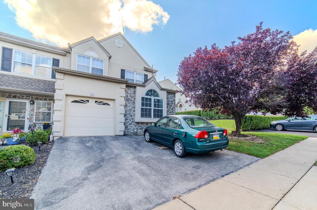 651 FAWN CIR, King Of Prussia, PA 19406