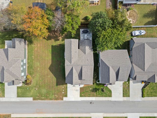 309 Campfire Ct, Winchester, TN 37398