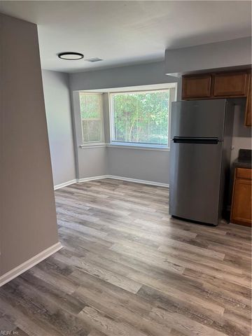 4248 Buckeye CT, Virginia Beach, VA 23462