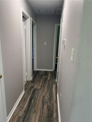 4248 Buckeye CT, Virginia Beach, VA 23462