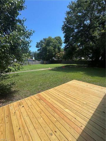 4248 Buckeye CT, Virginia Beach, VA 23462
