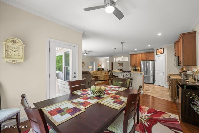 18 Cedar Ridge Circle, Crossville, TN 38558