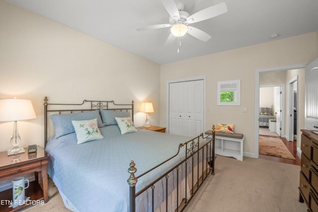 18 Cedar Ridge Circle, Crossville, TN 38558
