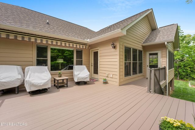 18 Cedar Ridge Circle, Crossville, TN 38558