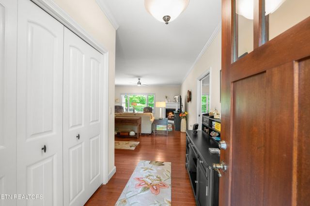 18 Cedar Ridge Circle, Crossville, TN 38558