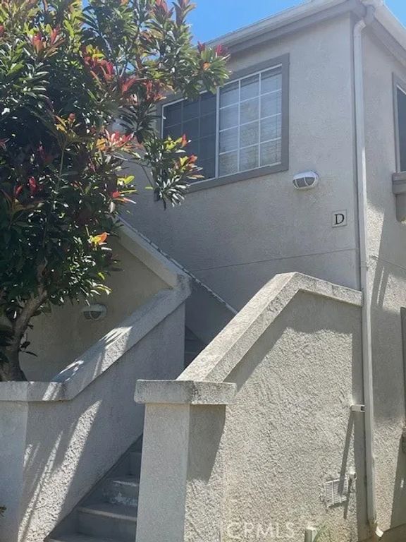 1245 Fitzgerald Road D, Simi Valley, CA 93065