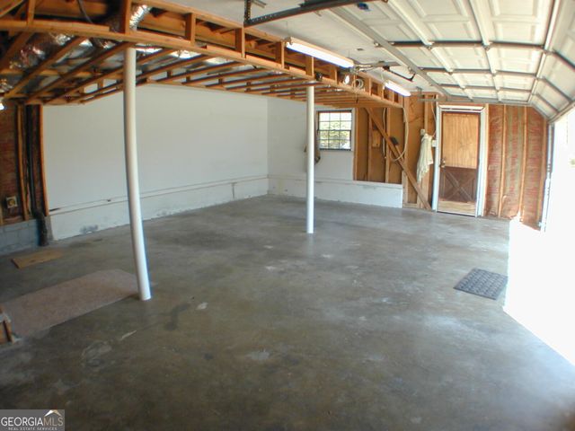 3417 Creekwood Drive SE, Conyers, GA 30094